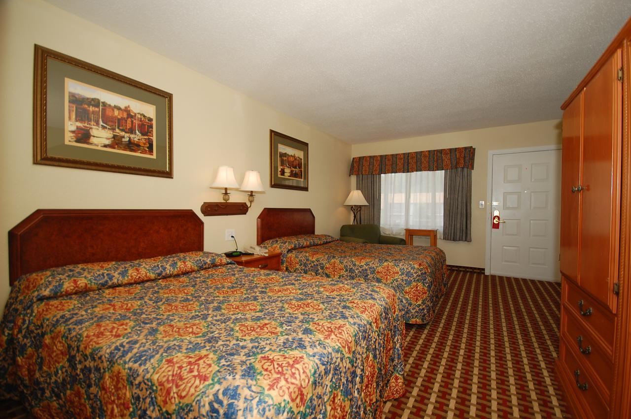 Millville Motorsports Inn And Suites Oda fotoğraf