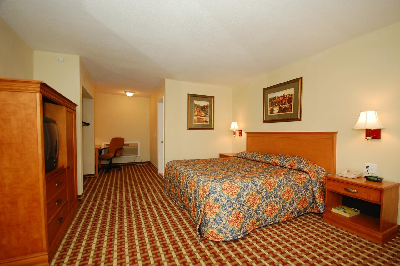 Millville Motorsports Inn And Suites Oda fotoğraf