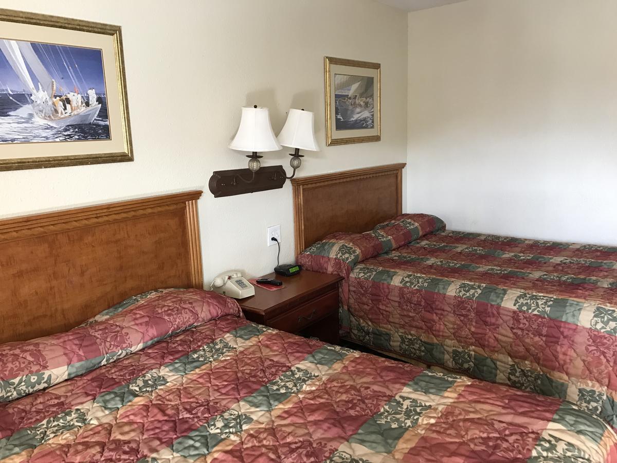 Millville Motorsports Inn And Suites Oda fotoğraf